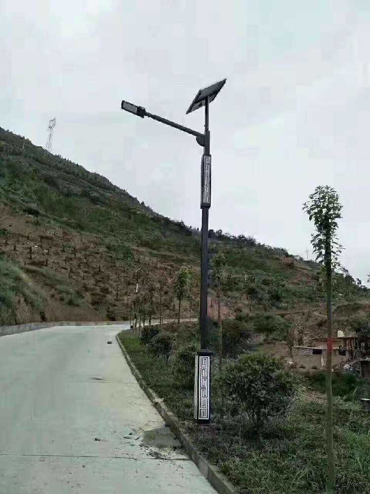 站前区仿古太阳能路灯